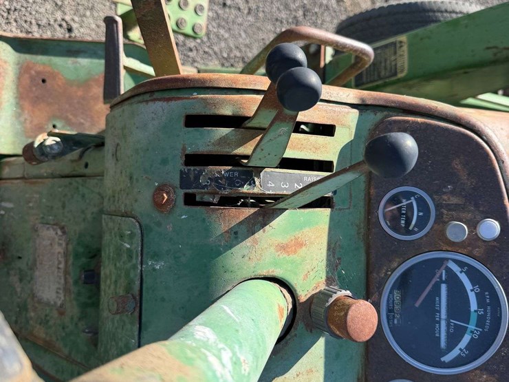 1963-john-deere-4010-tractor-image-60