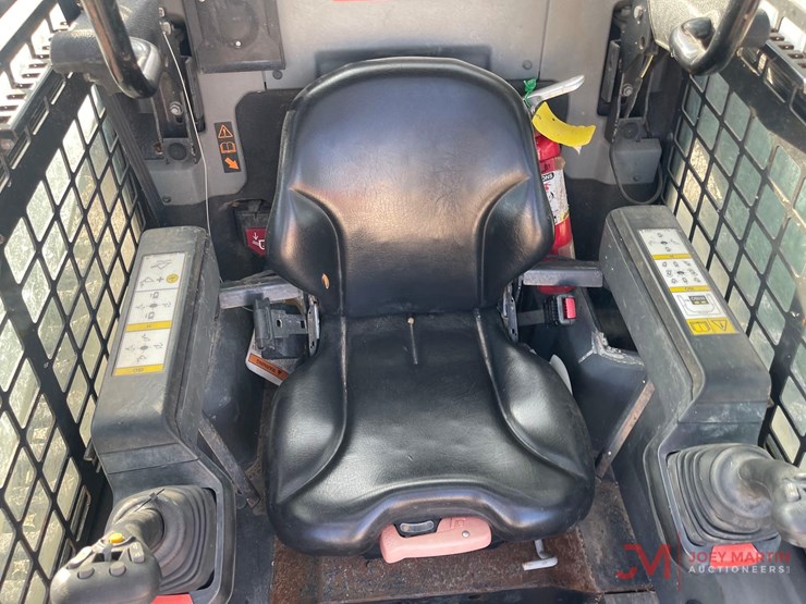 2021-bobcat-t76-image-17