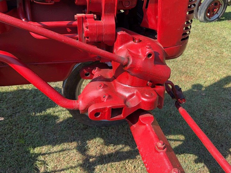 1947-farmall-av-image-12
