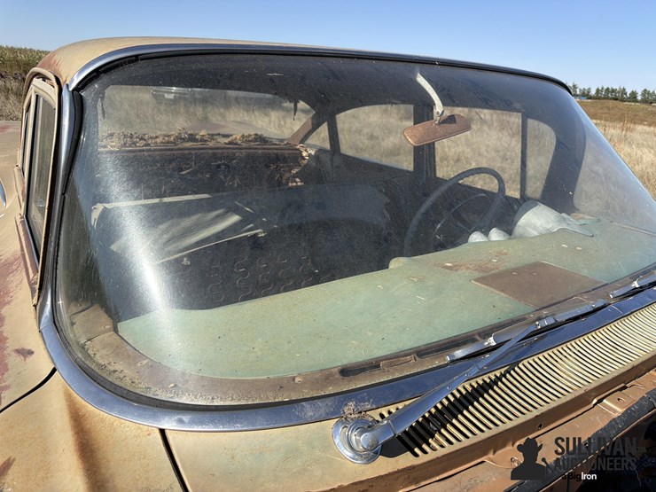 1959-chevrolet-biscayne-4-door-sedan-for-parts-image-11
