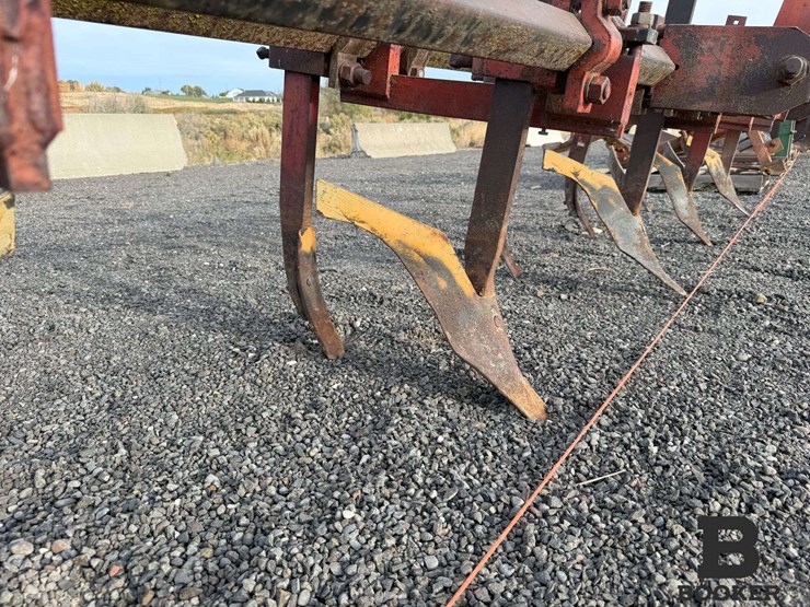 4-row-3pt-cultivator-image-7