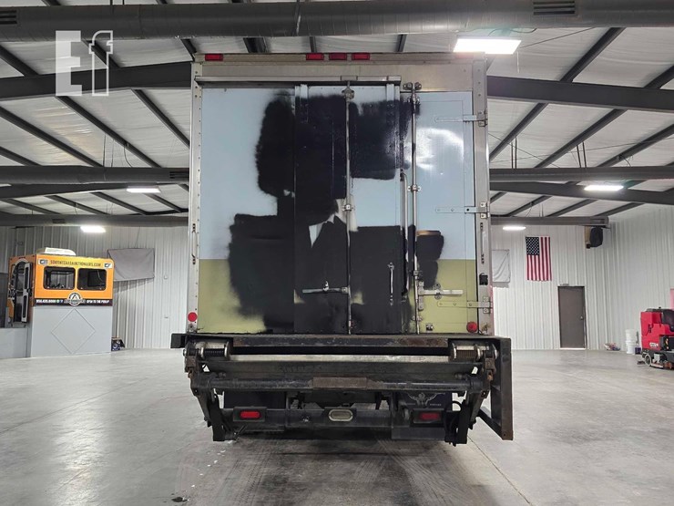 2011-international-durastar-4300-image-8