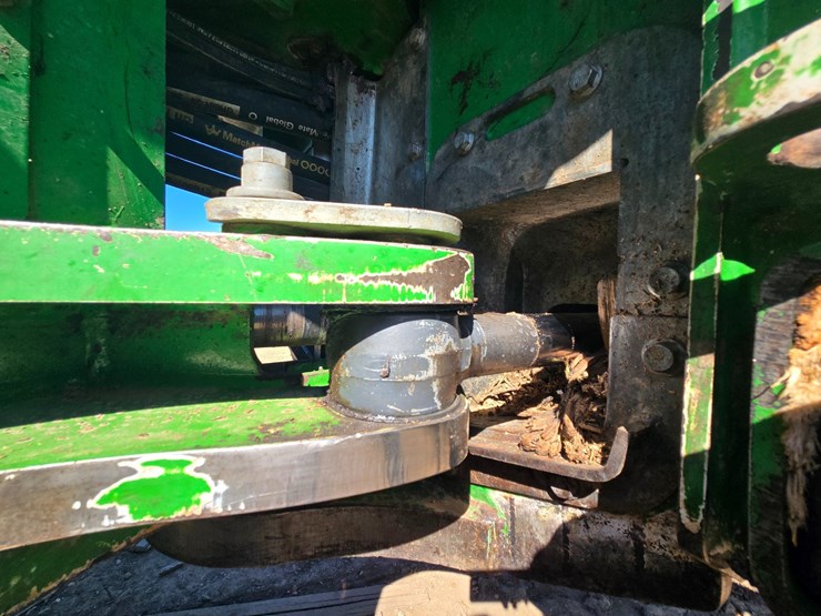 2019-john-deere-6-image-61