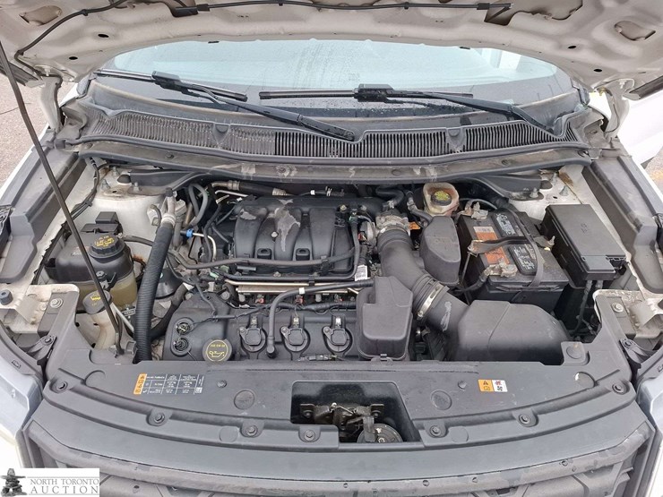 2017-ford-explorer-image-9