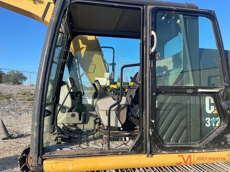 2013-caterpillar-312e-image-17