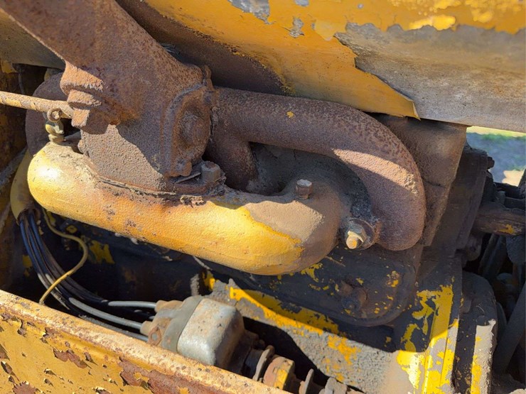 caterpillar-ten-high-clear-image-14