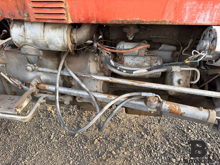1971-massey-ferguson-135-tractor---non-running-image-9