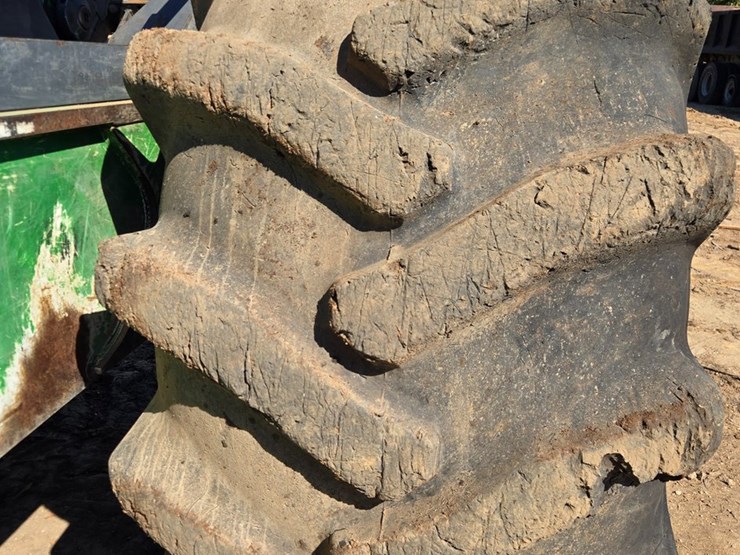 2020-john-deere-2020-image-110