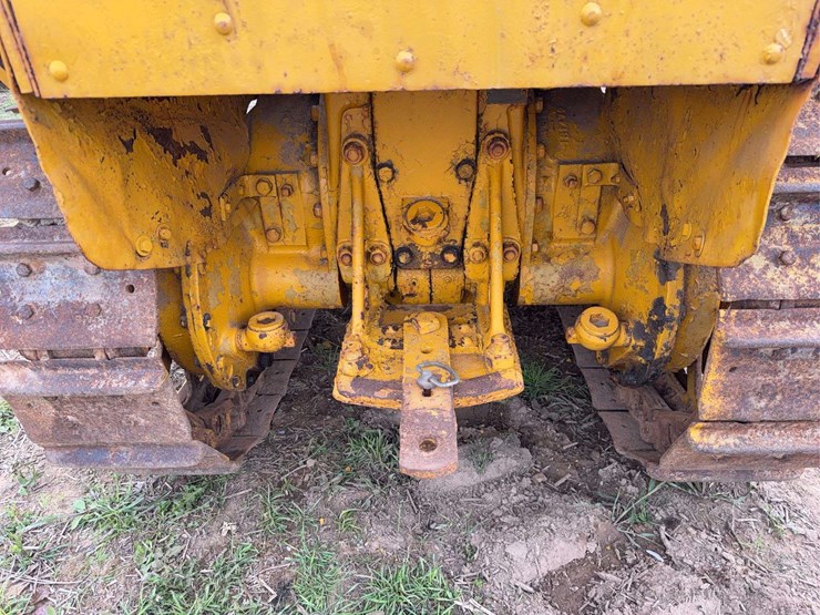 caterpillar-twenty-eight-image-30