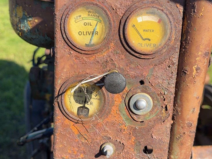 oliver-44-image-37