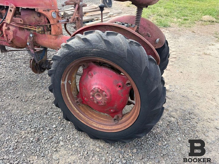 international-harvester-farmall-cub-tractor---non-running-image-18