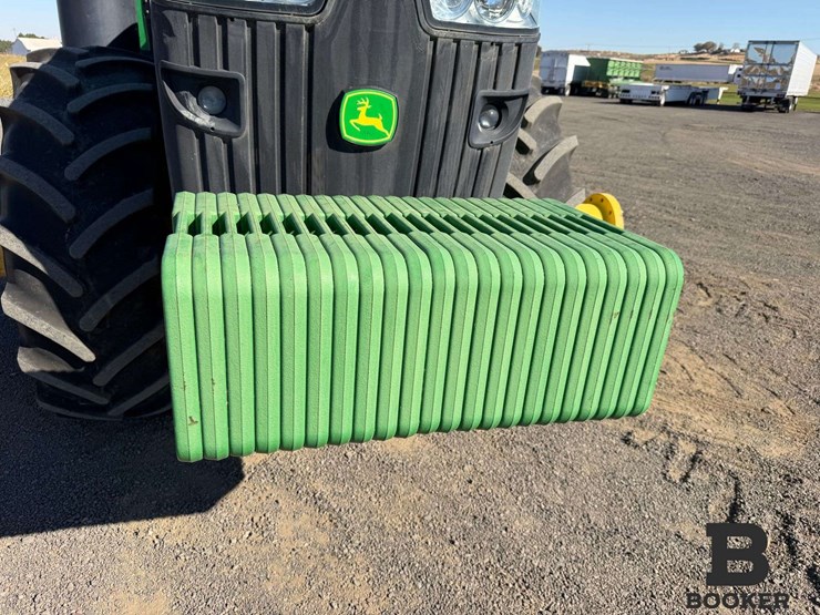 2011-john-deere-8360r-tractor-image-11