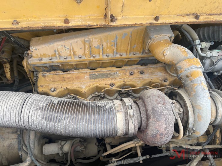 caterpillar-d35c-image-14