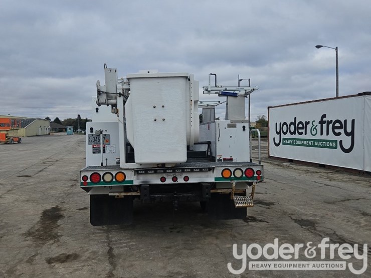 2012-ford-f450-image-8