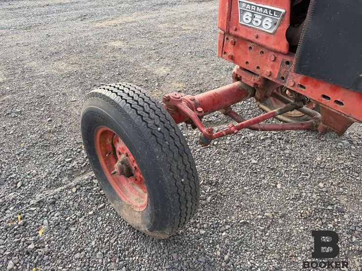 1967-international-farmall-656-tractor---non-running-image-25