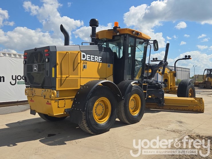 2020-deere-770gp-image-5