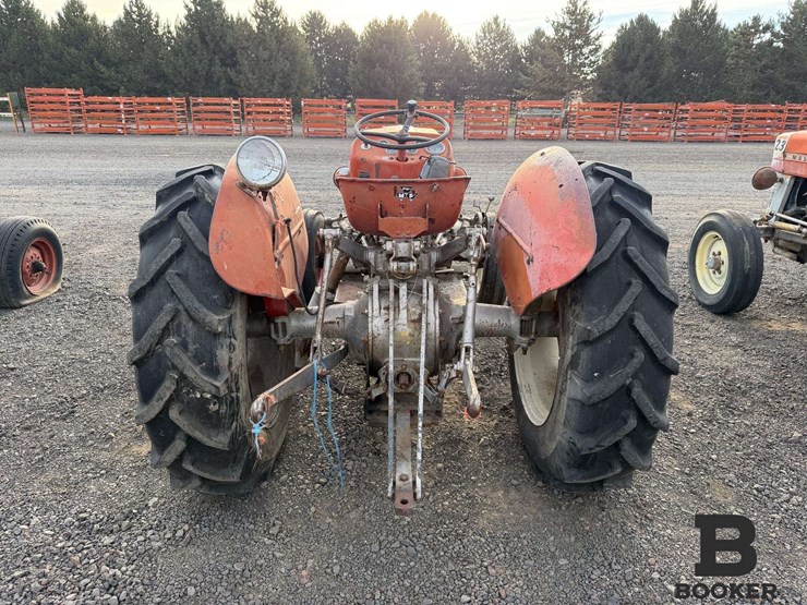 1969-massey-ferguson-135-tractor---non-running-image-4