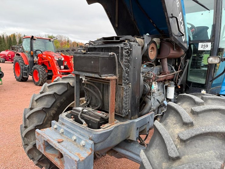 new-holland-8160-image-32