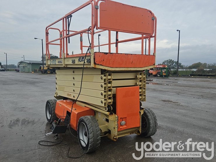 2015-jlg-4069le-image-8