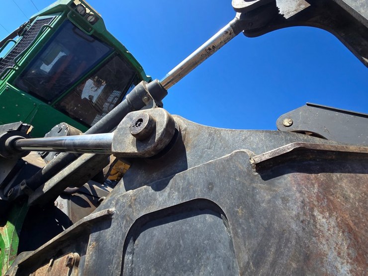 2020-john-deere-2020-image-75
