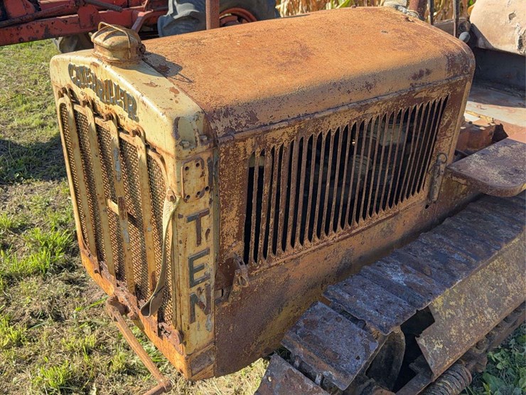 caterpillar-ten-image-12