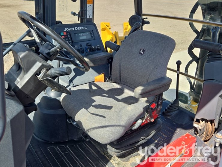2022-deere-310sl-image-53