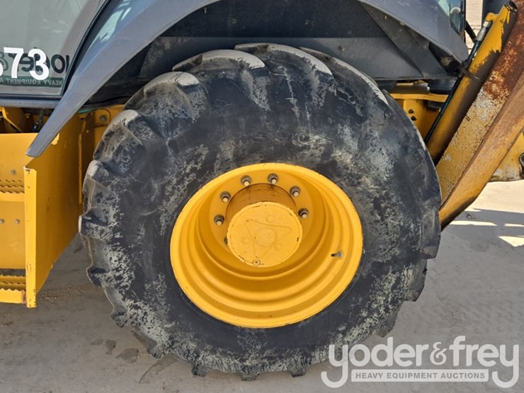 2015-deere-310sk-image-10