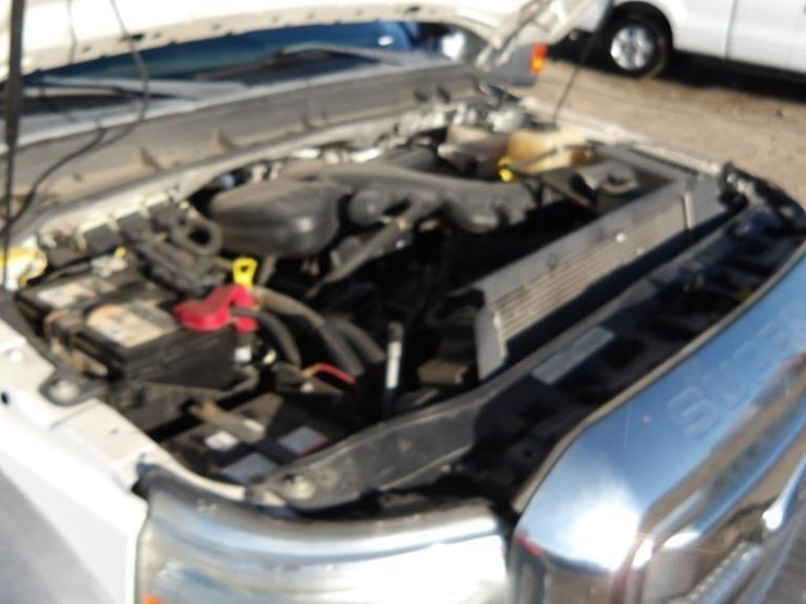 2011-ford-f550-image-8