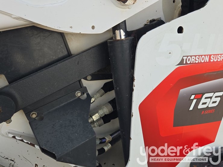 2021-bobcat-t66-image-28