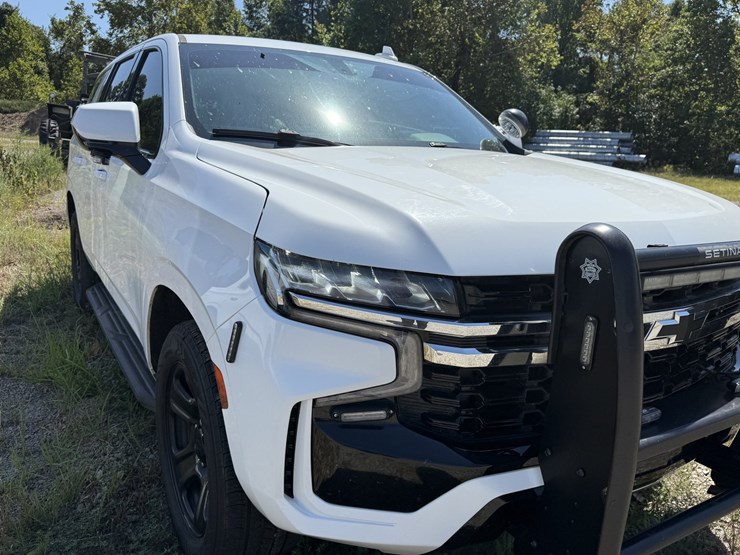 2021-chevrolet-tahoe-image-19