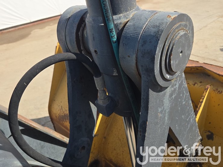 2015-deere-310sk-image-23