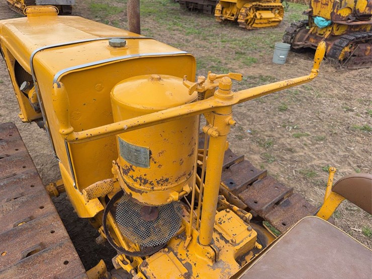 caterpillar-2-ton-image-36