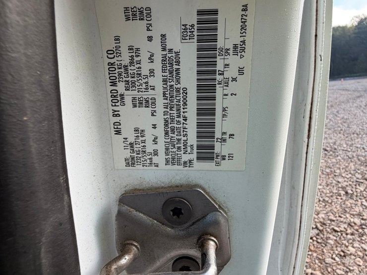 #4553-•-2015-ford-transit-connect-cargo-van-image-43