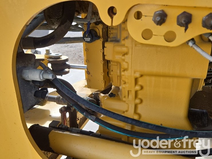 2008-john-deere-444j-image-30