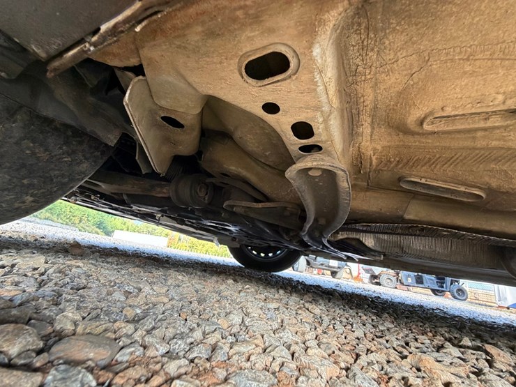 #4553-•-2015-ford-transit-connect-cargo-van-image-41