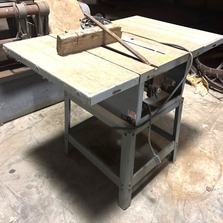 #171 • Delta 34-444 Stationary Table Saw on Stand