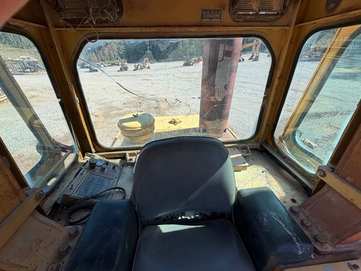 #4087-•-1986-cat-963-crawler-loader-image-51
