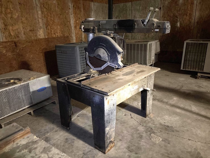 #167-•-dewalt-radial-arm-saw-on-metal-stand-image-1