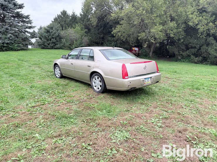 2006-cadillac-dts-luxury-1-sedan-image-7