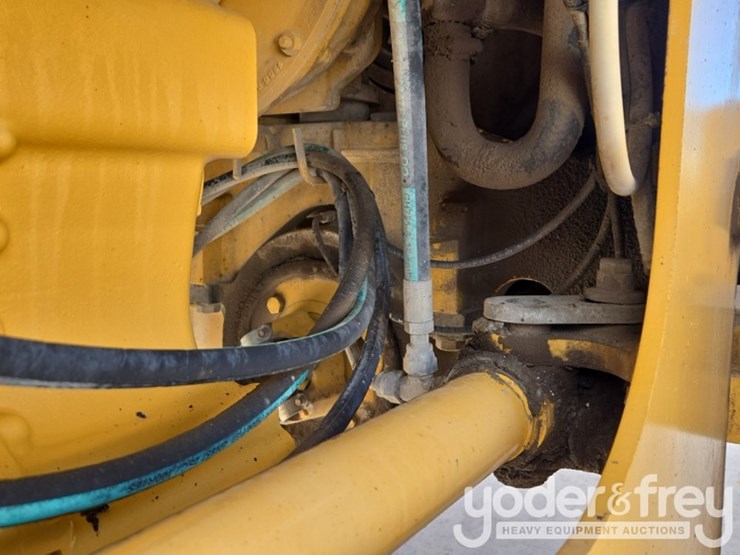 2008-john-deere-444j-image-31