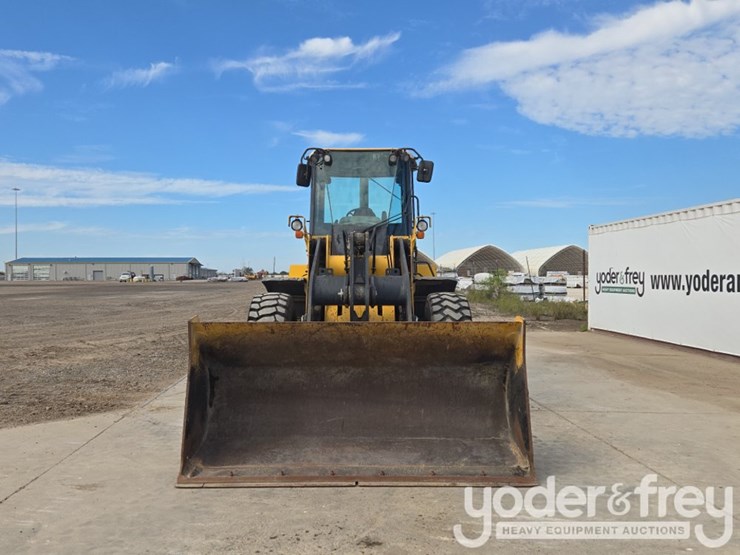 2008-john-deere-444j-image-8