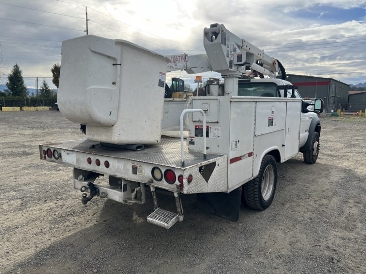 2006-ford-f550-image-4