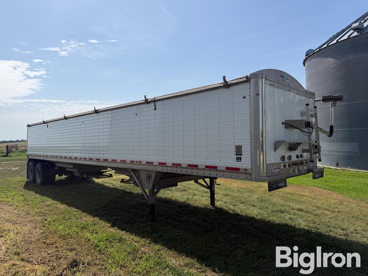 2014-wilson-dwh-500-43’-t/a-grain-trailer-image-3