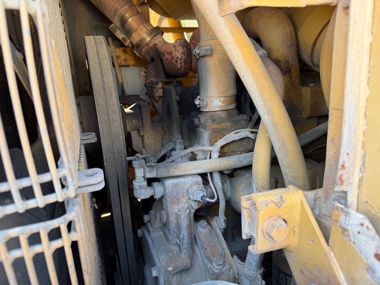 #4087-•-1986-cat-963-crawler-loader-image-32