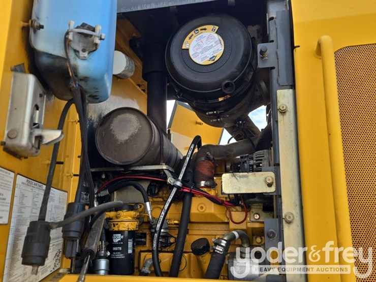 2008-john-deere-444j-image-47