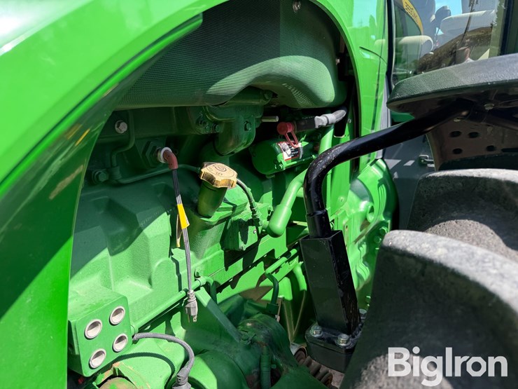 2017-john-deere-8295r-mfwd-tractor-image-12