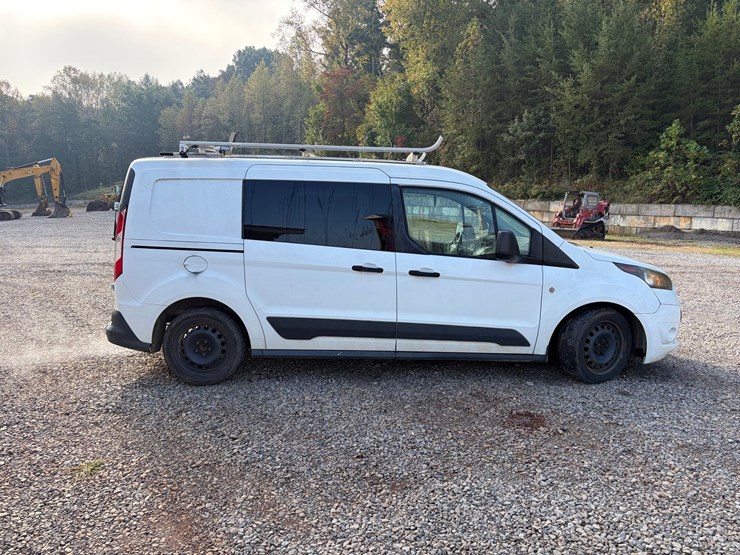 #4553-•-2015-ford-transit-connect-cargo-van-image-8
