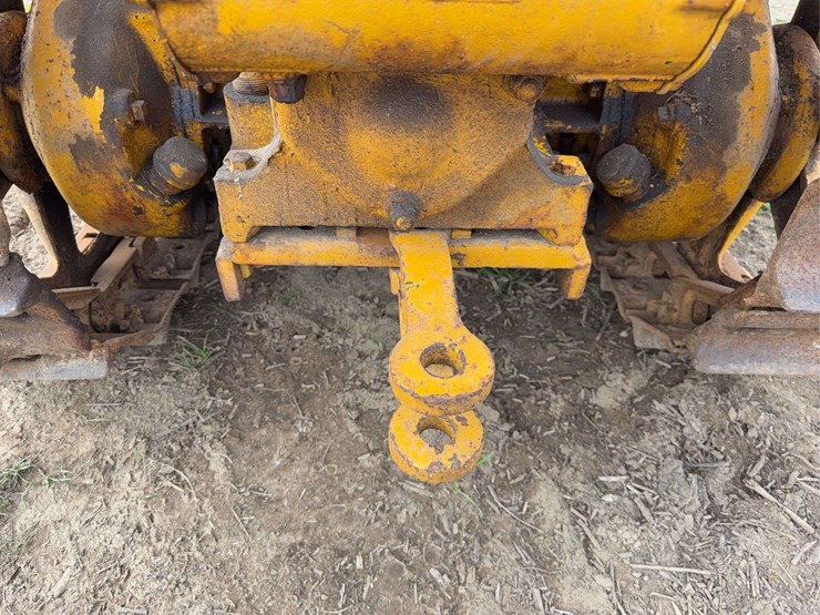caterpillar-2-ton-image-32