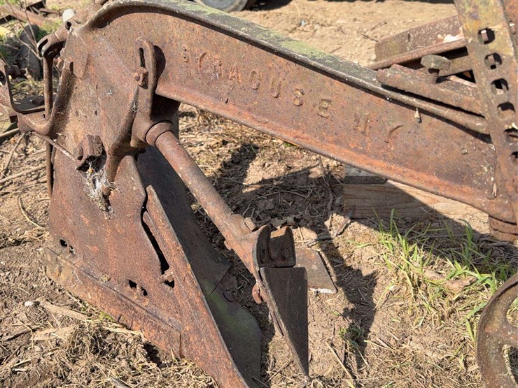 horse-drawn-roll-over-plow-image-9