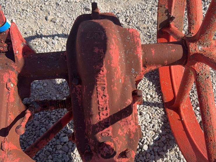 ih-mccormick-deering-sickle-bar-mower-image-11